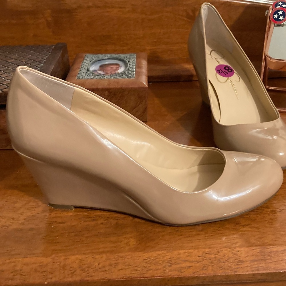Nude Wedges